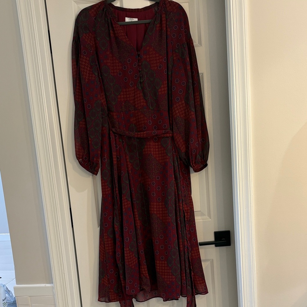 UNTUCKit Burgundy Patterned Long Sleeve Dress